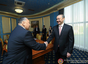 Армен Григорян встретился с секретарем Совета безопасности Кыргызской Республики Маратом Иманкуловым