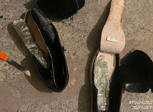 Տեսակցությունից հետո կալանավորի հագին հայտնվեցին այլ կոշիկներ․ ներսում թմրանյութ էր