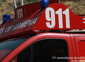 Շահումյան գյուղում ավտոմեքենան ընկել է ջրատարը