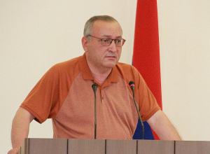 Արցախի ԱԺ նախագահ Արթուր Թովմասյանը հրավիրել է աշխատանքային խորհրդակցություն