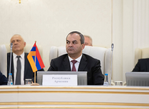 Արթուր Դավթյանը Մինսկում խոսել է փողերի լվացումից