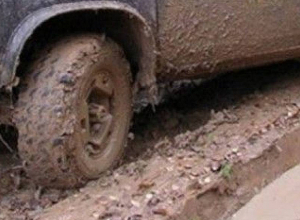 Փրկարարներն արգելափակումից դուրս են բերել 4 ավտոմեքենա