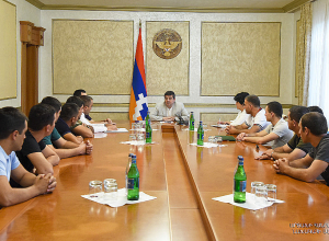 Արայիկ Հարությունյանն ընդունել է «Արցախյան պատերազմի վիրավորների միություն» ՀԿ ներկայացուցիչներին