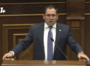 Кто заменит Папикяна?