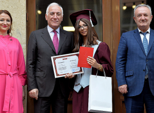 Հանրապետության նախագահը ՀՊՏՀ-ում մասնակցել է շրջանավարտների դիպլոմների հանձնման արարողությանը