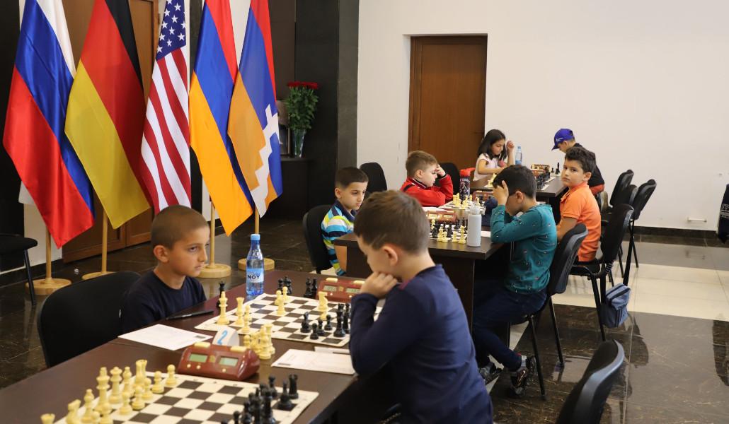 a1+chess patani