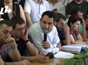 Ես խոսում եմ 5000-ի անունից․Դուք չեք կարող 5000 հոգու ընդհատել