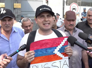 Ադրբեջանական զորքերը 2 կմ մտել են Լաչինի՝ 5 կմ-անոց միջանցքի մեջ․ ցուցարար