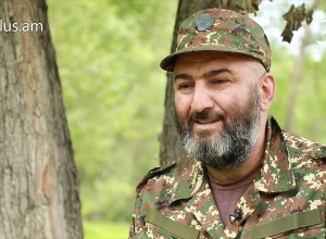 Ասում են զոհվածի ծնող ա՝ եկել ա վրեժ լուծի, բայց այդպես չէ. պահեստազորային