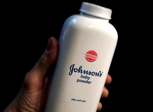 Ասբեստ չունի, սակայն Johnson &amp; Johnson-ը դադարեցնում է տալկի վրա հիմնված մանկական փոշու համաշխարհային վաճառքը