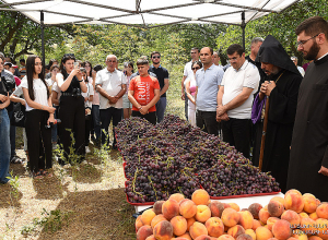 Արցախի նախագահն Ամարասում մասնակցել է Սուրբ Աստվածածնի Վերափոխման տոնի պատարագին   