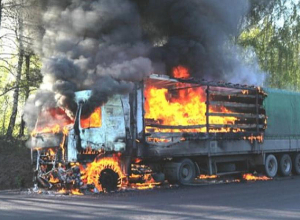 Ծիլքար-Լեռնապար ճանապարհին այրվում է բեռնատար