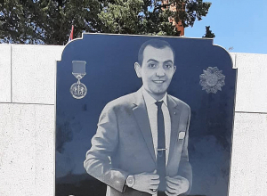 Հարգանքի տուրք Ստեփանակերտի Եղբայրական հուշահամալիր-պանթեոնում