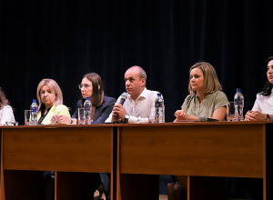 Նախադպրոցական հաստատությունների տնօրենների հետ հանդիպմանը քննարկվել է նոր չափորոշչի փորձարկումը