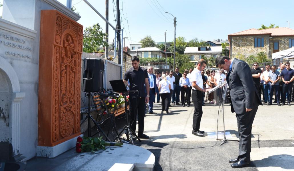 thumbnail_020922ArtomAvagyanHushBacum1