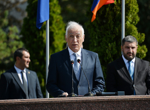 Նախագահ Խաչատուրյանը մասնակցել է ԱԻ աշխատողի օրվան նվիրված տոնական միջոցառմանը