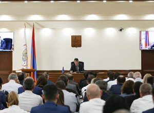 Աջակողմյան մշտական երթևեկությամբ ապահովված խաչմերուկները կահավորվում են