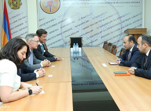 Կուտակայինին վերաբերող հարցերի քննարկում՝ «Ցե-Կվադրատ»-ի ներկայացուցիչների հետ