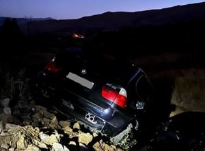 Սառնակունքի մոտ մեքենան հայտնվել է ջրատարում. կա տուժած