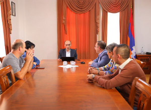 Քննարկվել է Արցախի պետական դրամատիկական թատրոնի շենքի վերակառուցման նախագծային աշխատանքների ընթացքը