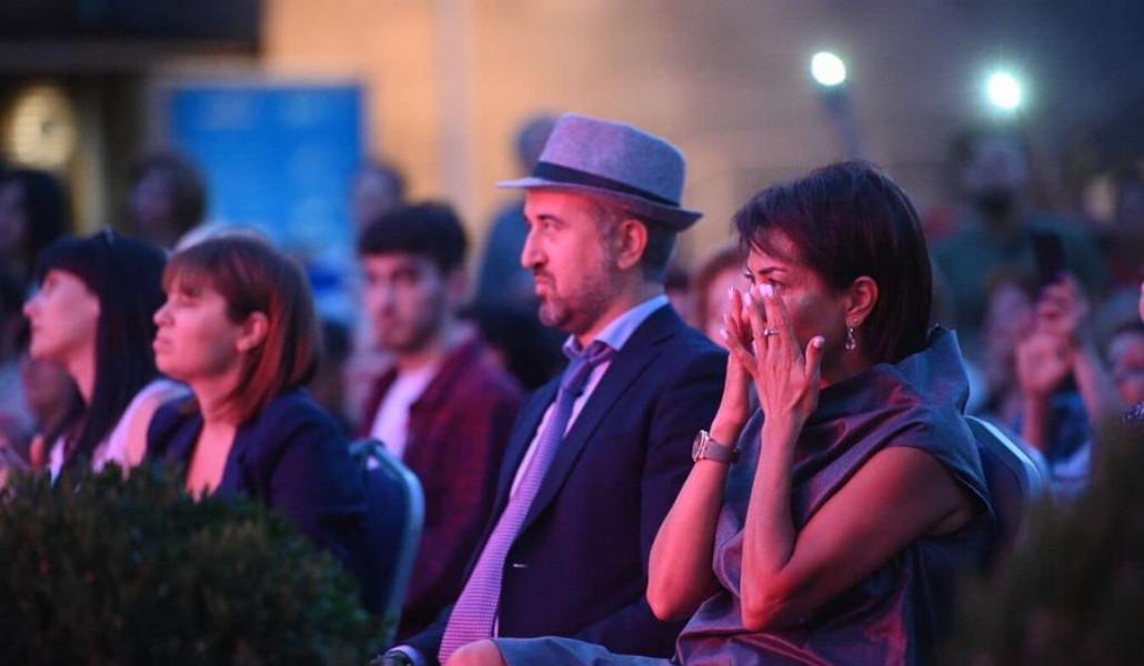 Աննա հակոբյան