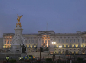 Եղիսաբեթ II-ի մարմինը տեղափոխվում է Բուքինգհեմյան պալատ