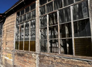 На данный момент ранения получили 4 гражданских лица, не менее 2 570 человек перемещены: Омбудсмен