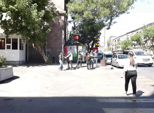 Акция протеста у посольства РФ: ПРЯМОЙ ЭФИР