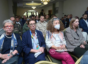 Начальник Генштаба представил послам зверства азербайджанцев