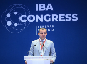Ռուսաստանցի Ումար Կրեմլյովը Երևանում հաստատվեց IBA-ի նախագահի պաշտոնում