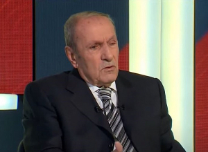 Եկել է հազարապատիկ լրջանալու պահը․ Լևոն Տեր-Պետրոսյանի հարցազրույցը հանրային հեռուստաընկերությանը