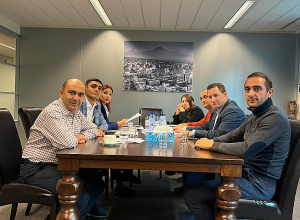 «Լուսավոր Հայաստան»-ը Հաագա այցի շրջանակներում այցելել է Նիդերլանդներում ՀՀ դեսպանատուն