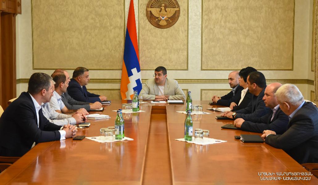 041022Khorhrdakcutyun