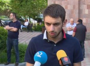 ԵՊՀ ռեկտորը որոշել է հեռացնել քաղբանտարկայլ Տարոն Մանուկյանին, ով գտնվելով ազատազրկման մեջ, չի իրացրել կրթության իրավունքը․ ՀՅԴ ՀԵՄ