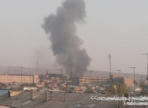 Բագրատունյաց պողոտայում բռնկված հրդեհը մարվել է. այրվել են կենցաղային իրեր, իզոգամ և շարժիչներ