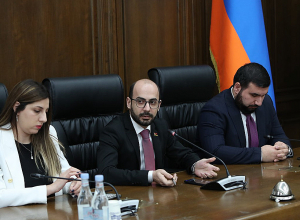 Խորհրդարանական ճեպազրույցները․ ՈՒՂԻՂ