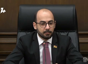 Может быть новый формат: Ованнисян о переговорах Степанакерт-Баку