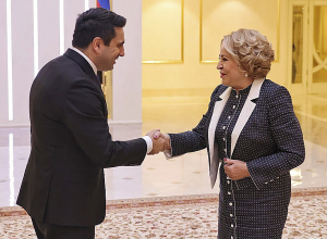 Позиция Еревана однозначна - азербайджанские вооружённые силы должны покинуть суверенную территорию РА: Ален Симонян – Валентине Матвиенко