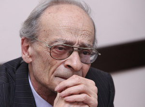 Կյանքից հեռացել է ՀՀ արվեստի վաստակավոր գործիչ Սուրեն Հասմիկյանը