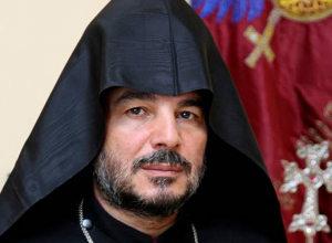 Այսօր մեր ազգը կանգնած է դժվարին փորձության առաջ. Արցախի թեմի առաջնորդը սթափության կոչ է արել