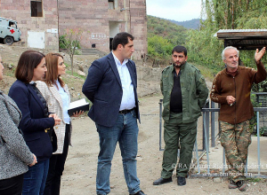 Քրիստիննե Գրիգորյանն այցելել է ադրբեջանական հարձակման հետևանքով տուժած Ներքին Հանդ