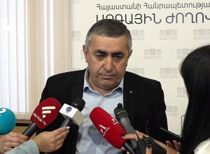 Брифинг Армена Рустамяна: ПРЯМОЙ ЭФИР