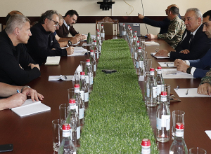 Գեղարքունիքի մարզպետը ԵԱՀԿ փաստահավաք առաքելության ներկայացուցիչներին է ներկայացրել մարզում ստեղծված իրավիճակը