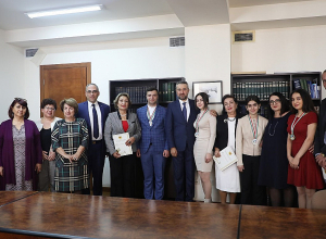 ՀՀ ԿԳՄՍ նախարարությունը պարգևատրել է «Դելփյան խաղերի» հայաստանյան մեդալակիրների ուսուցիչներին