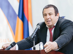 Կա՞ գիտակցում, որ արտահանման հիմնական շուկան Ռուսաստանն է․ Ծառուկյանը մտահոգ է