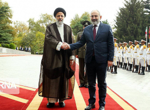 Любое вмешательство иностранцев в регионе будет создавать проблемы, а не решать вопросы: Президент Ирана - Пашиняну