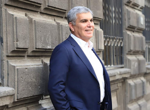 Միտինգ չէ, ուզում է կլխկոնծի տան, արդյունքը ծիծաղելի վիճակում հայտնվելն է. Արամ Սարգսյան