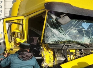 «Շեն Դեկոր» խանութի մոտ բախվել են իրանցու DAF-ը և ԿամԱԶ․ կա տուժած