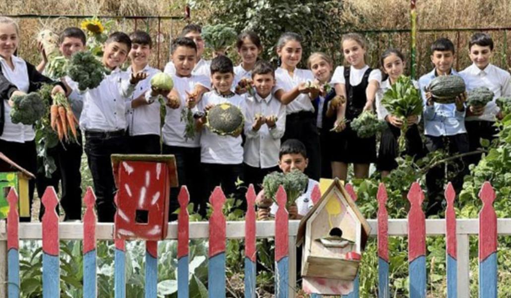 Kompetisi “Taman Mini Sekolah Terbaik di Armenia” telah selesai
