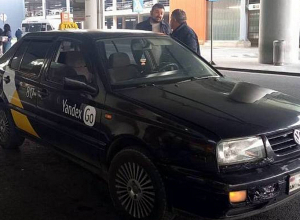 ՀՀ ՔՏՀԱ տեսչական մարմինը հայտնաբերել է «Զվարթնոց» օդանավակայանից երթևեկող առանց լիցենզիայի 22 տաքսի